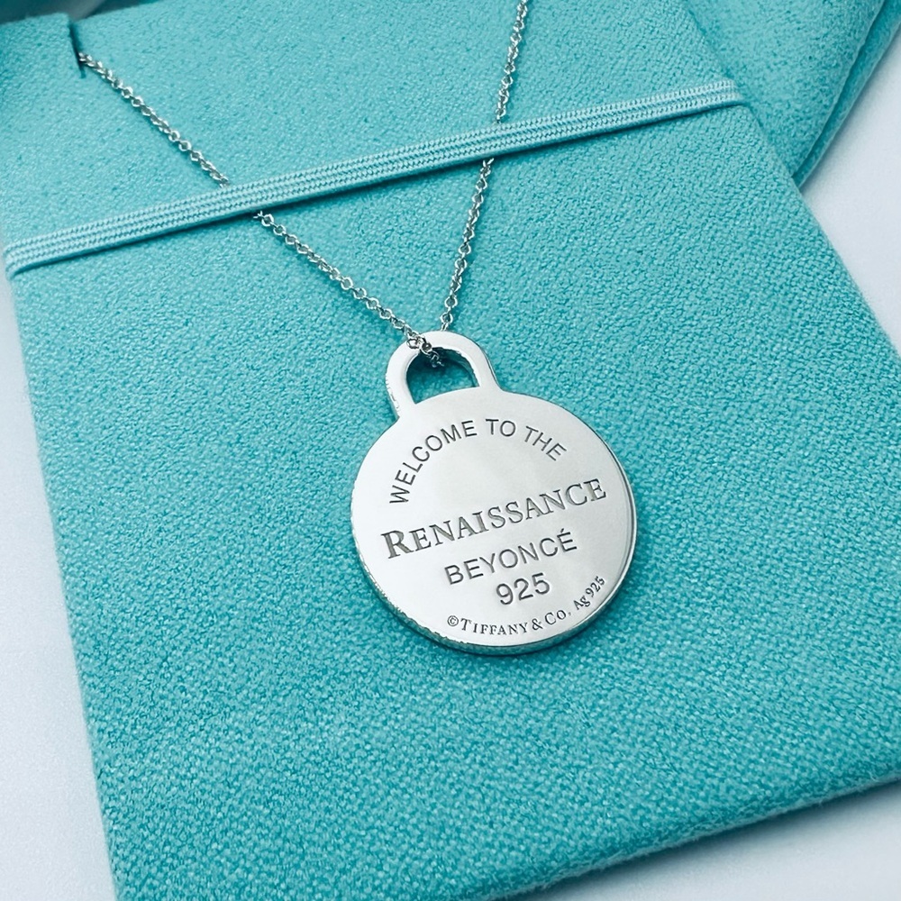 NEW Return to Tiffany & Co. Beyonce Renaissance Tour Collection Necklace 18” - Picture 3 of 10